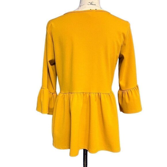 NWT Betsey’s Boutique gold blouse small - Picture 3 of 5